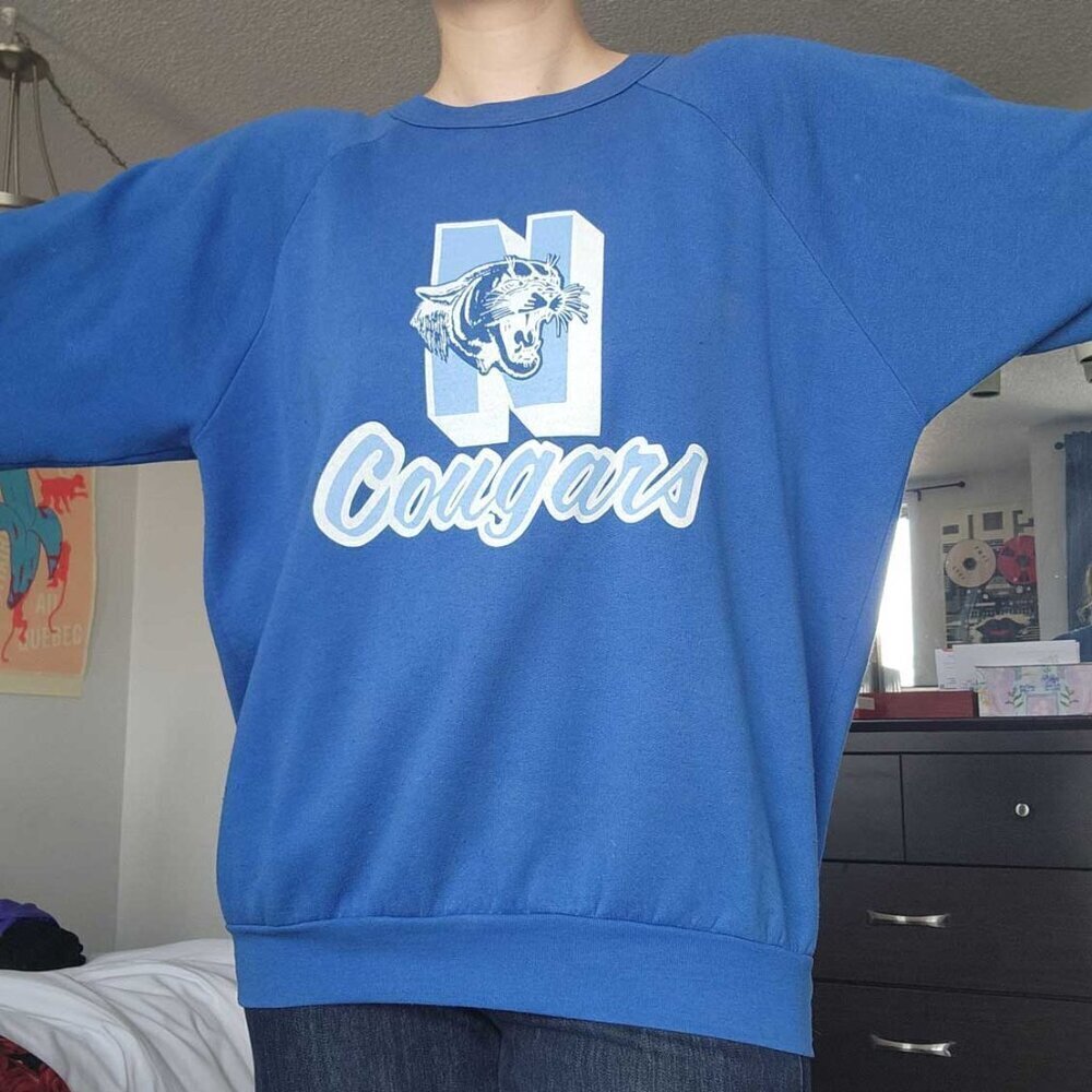 Vintage 60s Blue and White Cougars high school sports team crewneck sweater - Picture 3 of 12